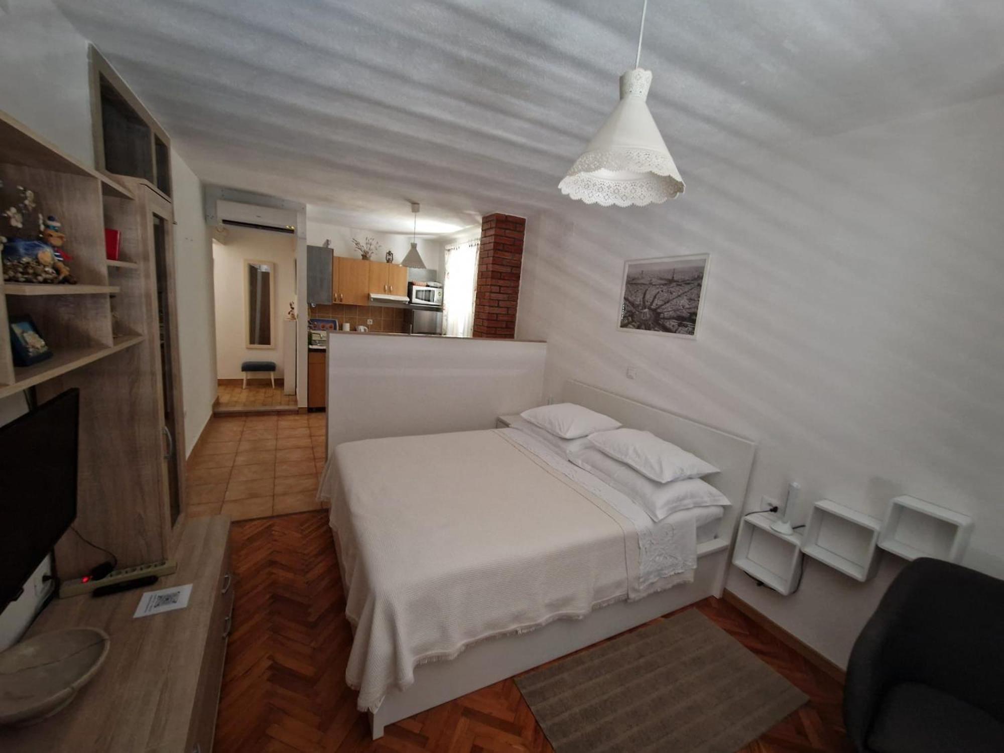 Studio Apartment Riva Sumartin Bagian luar foto