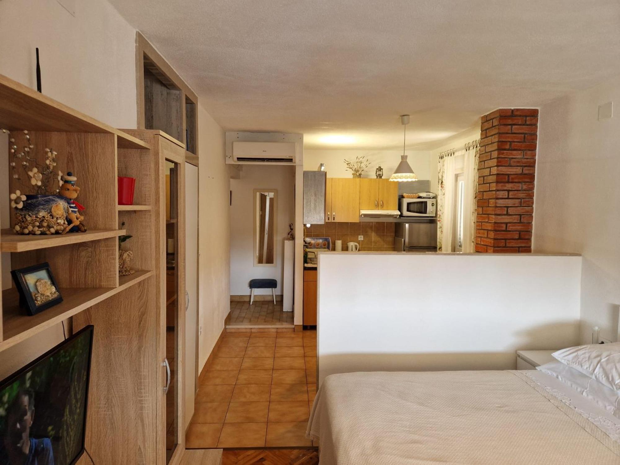 Studio Apartment Riva Sumartin Bagian luar foto