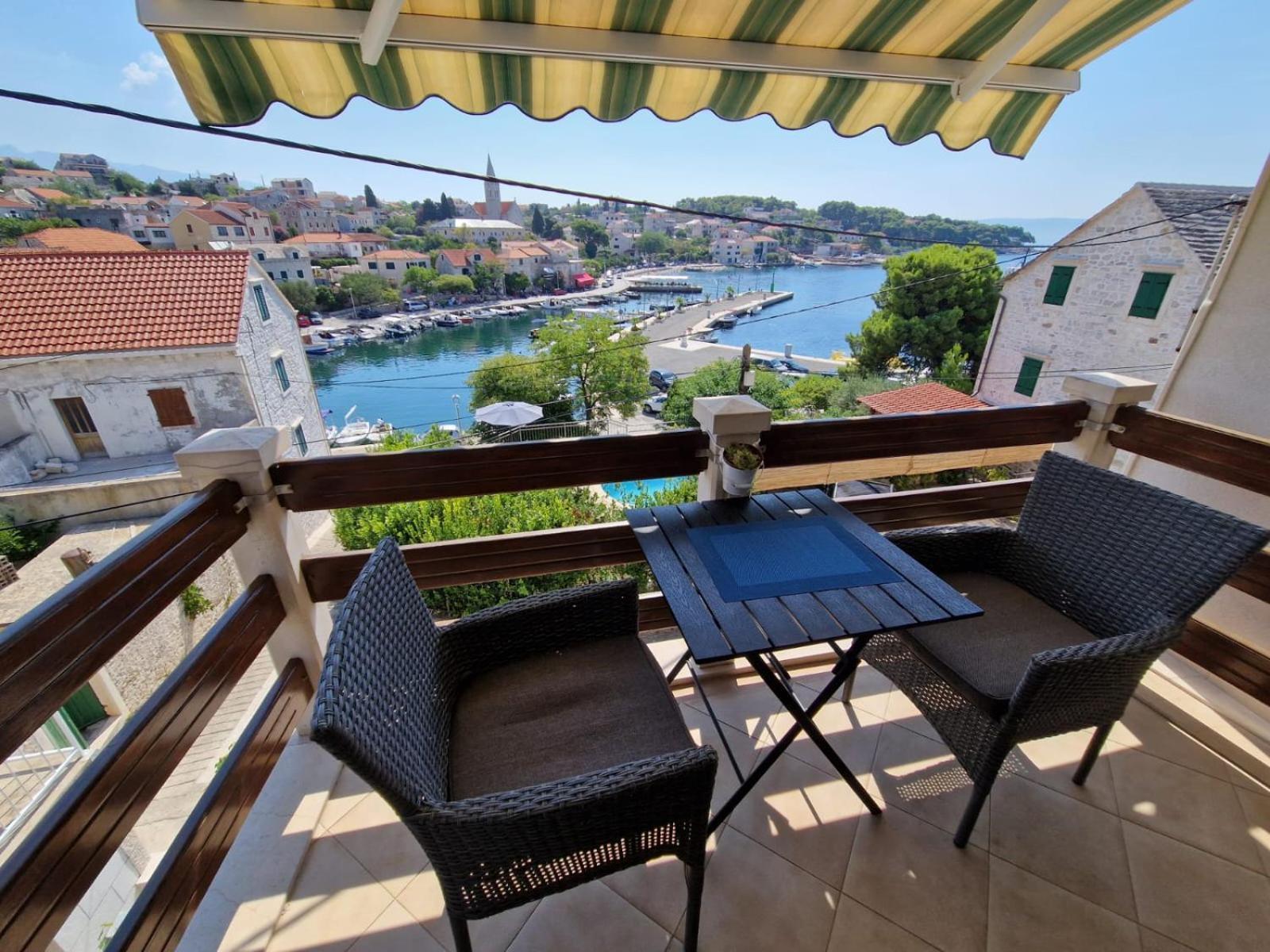 Studio Apartment Riva Sumartin Bagian luar foto